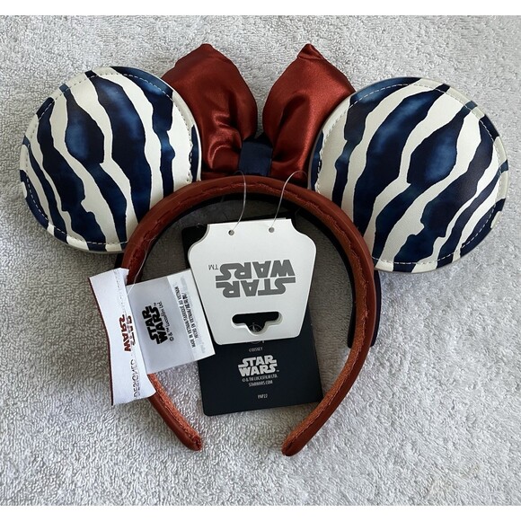 Disney Star Wars Ahsoka Tano Day 2024 I am No Jedi Minnie Ears Ashley Eckstein - Picture 4 of 5